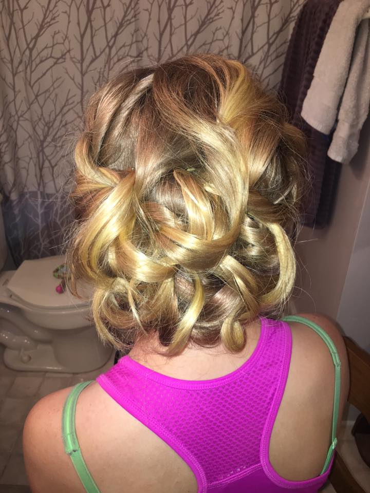 Lexington KY Haristylist Danielle 7ba